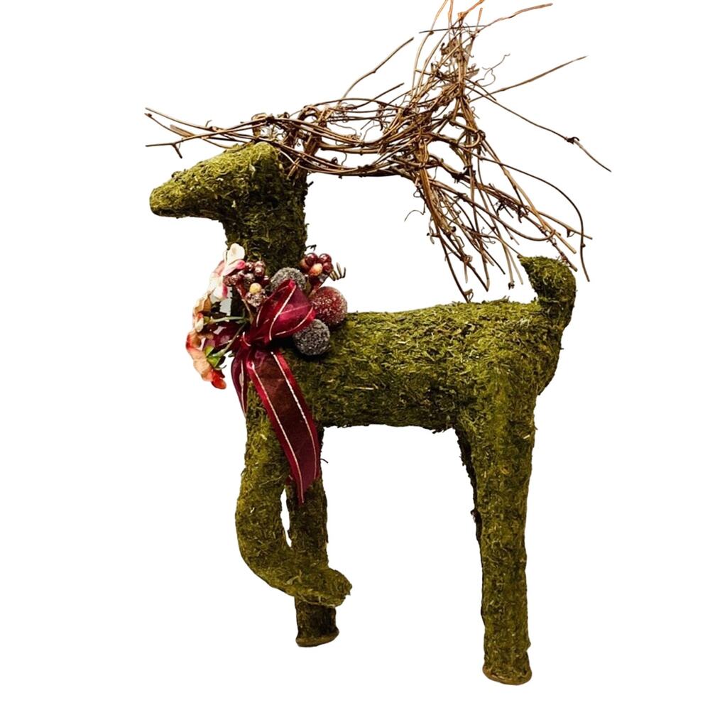Christmas Reindeer Sculpture